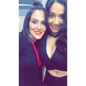 Meet your Posher, Melanie.